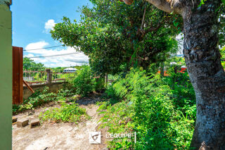  Terrain  vendre 890 m