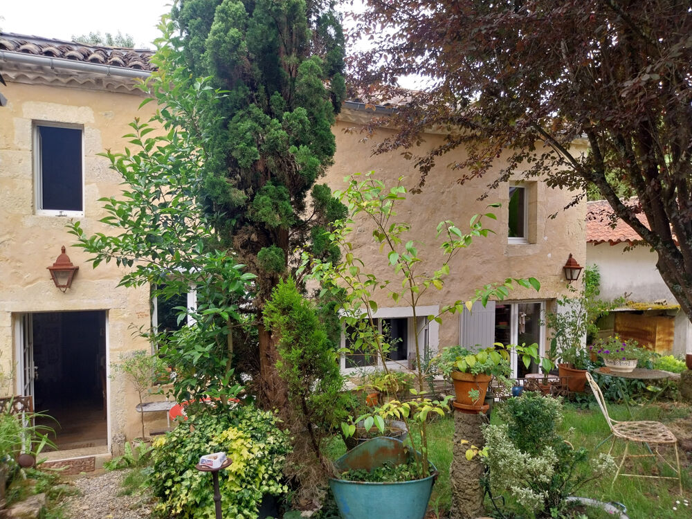 Maison 5 pièces 155 m² · à Escoussans · 155 m² · 195 000 €