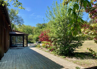  Propri�t�/ch�teau � vendre 9 pi�ces 243 m�