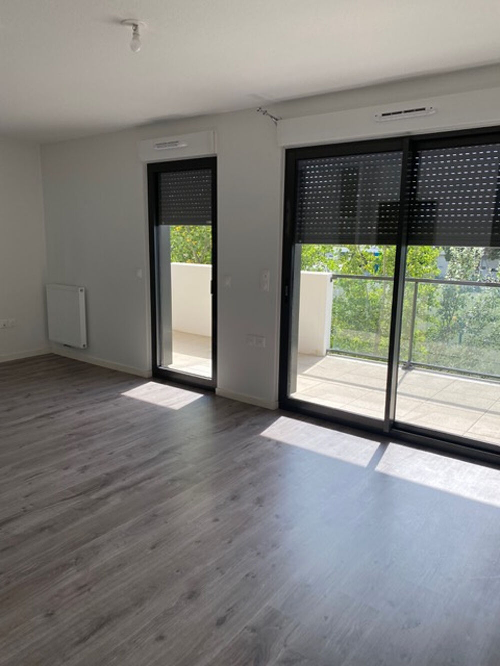 1 Pièce 34 M2 terrasse quartier Tasta Sud BRUGES