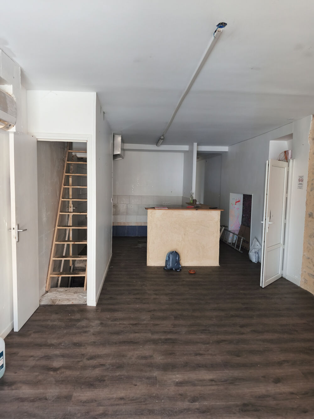 Batiment fort potentiel à rénover