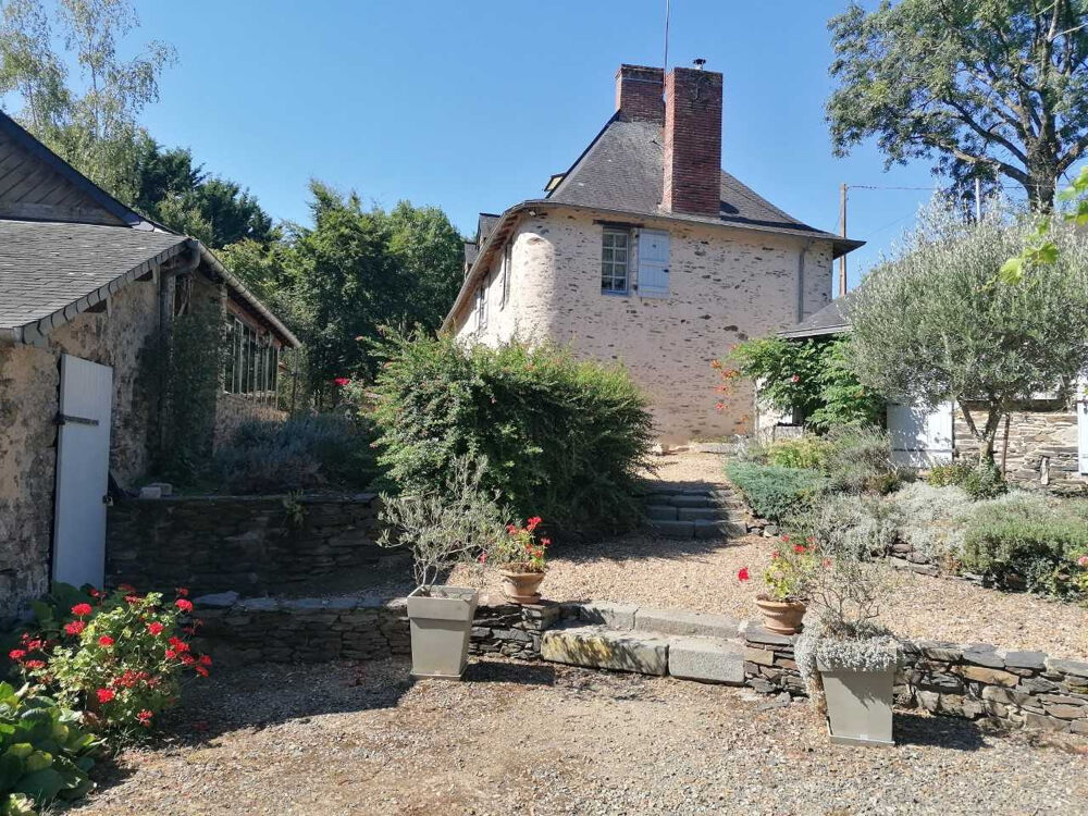 Maison en pierre Argentré