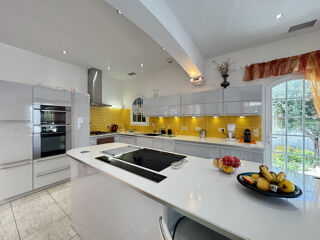  Maison à vendre 7 pièces 204 m²