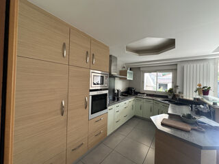  Maison  vendre 7 pices 140 m