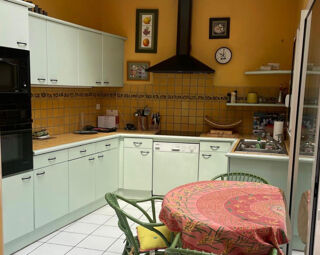  Maison � vendre 7 pi�ces 220 m�