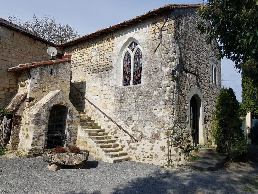 Élégante bâtisse du XVIIe siècle avec parc arboré et grottes troglodytiques Proche de Doué-la-Fontaine