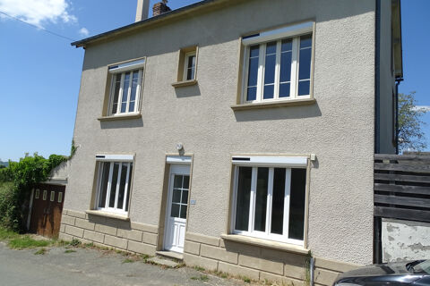   Maison familiale de 115 m2 avec bâtiment de 82.5 m2  et  terrain de 1246 m2 Maison - 5 pièce(s) - 115 m²