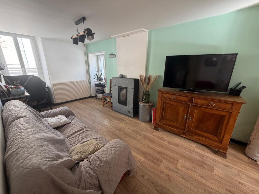 Vente Maison Maison de bourg familiale avec dépendance à Saint Laurent de la Plaine Mauges sur loire