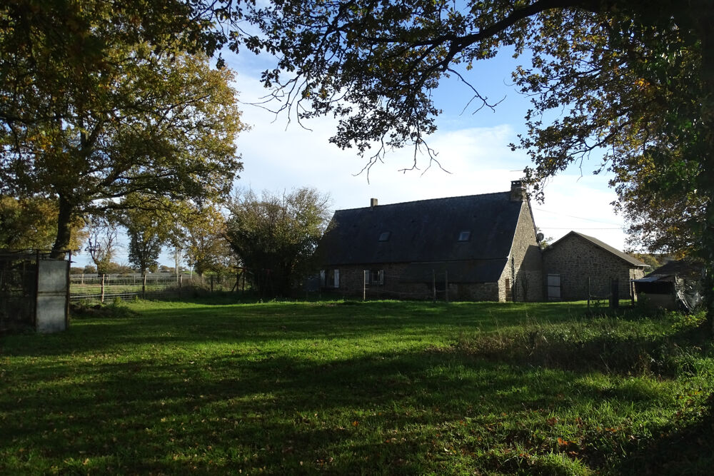 Maison en pierre de 113 m2 avec terrain de 1503 m2 à Montourtier