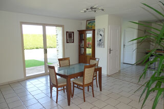  Propri�t�/ch�teau � vendre 7 pi�ces 171 m�