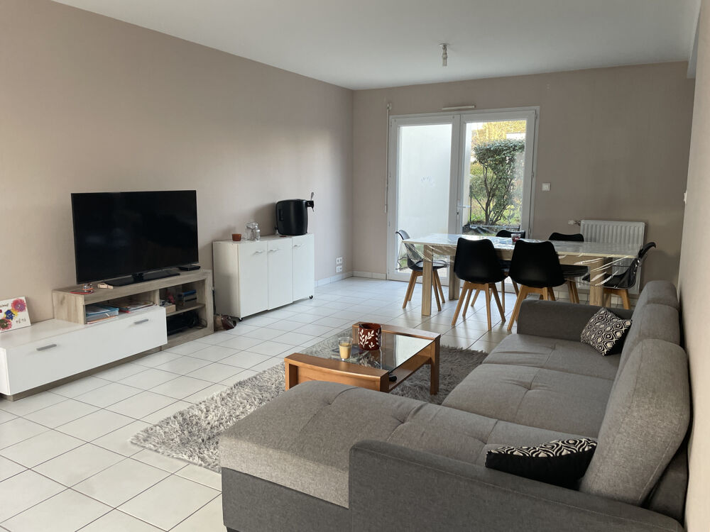 Vente Maison Maison familiale avec 3 chambres proche commodités Murs erigne