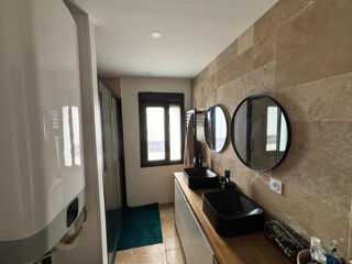  Immeuble � vendre 322 m�