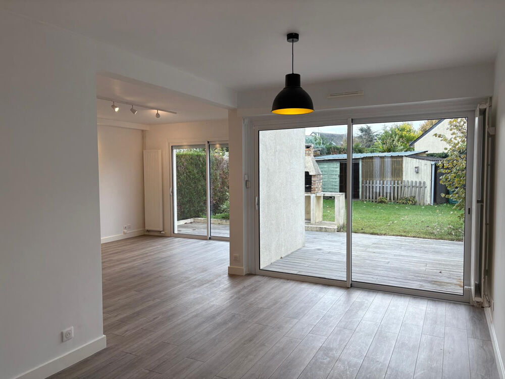Vente Maison 7 pièces 142 m² - Vue 2