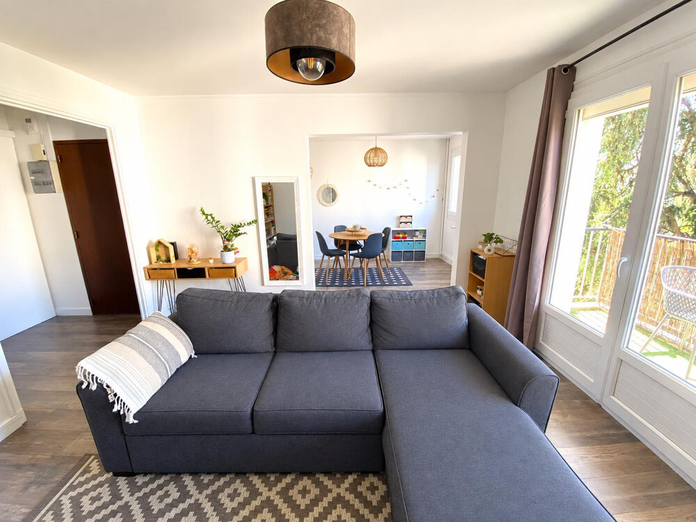 Lumineux appartement rénové, calme aux portes du centre ville