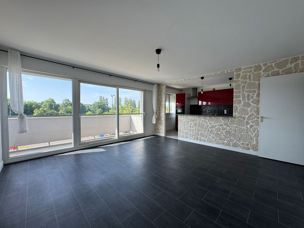 À vendre Appartement T3 avec balcon Idéal résidence principale ou investissement Le Mans