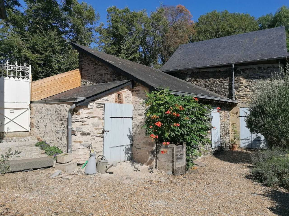Maison en pierre Argentré