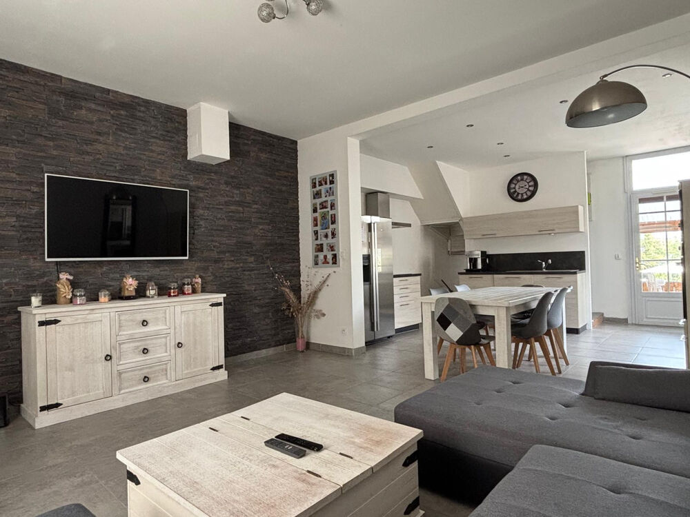 Maison rénovée avec dépendance à Trélazé