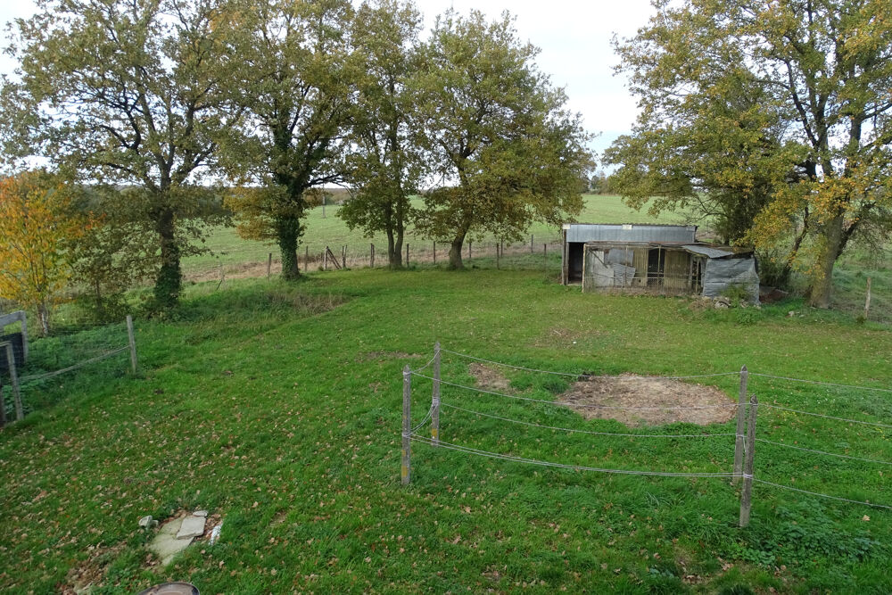 Maison en pierre de 113 m2 avec terrain de 1503 m2 à Montourtier