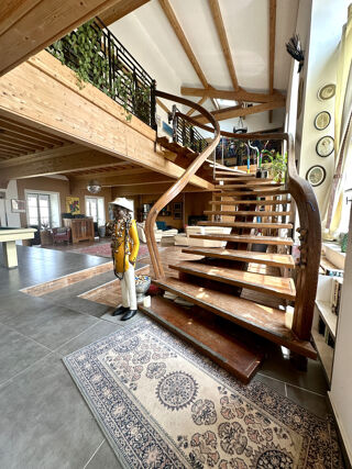  Loft � vendre 6 pi�ces 345 m� Montboucher sur jabron