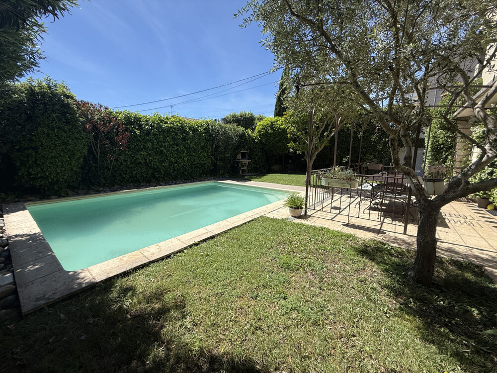 Maison familiale 174 m2 avec piscine Quartier Les Alexis 4 chambres