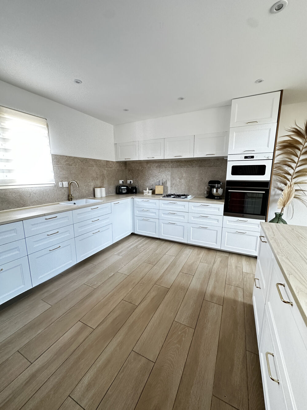 SOUS COMPROMIS- VILLA 150 m2 À ALLAN PISCINE 10 MIN DE MONTÉLIMAR