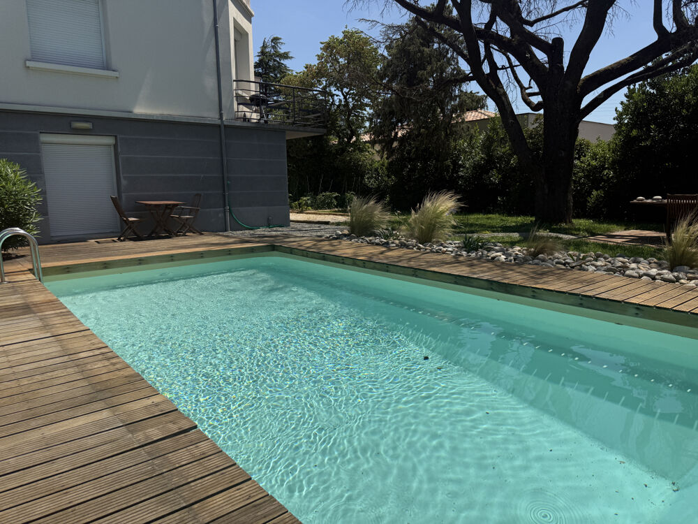 Montélimar : grande maison années 50, 235 m2, fort potentiel, piscine