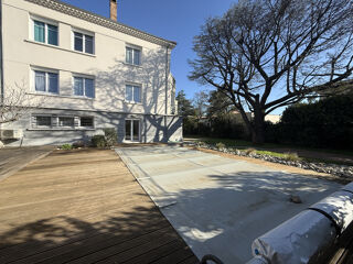  Maison � vendre 9 pi�ces 235 m�