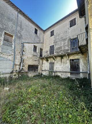  Propriété/château à vendre 5 pièces 500 m²