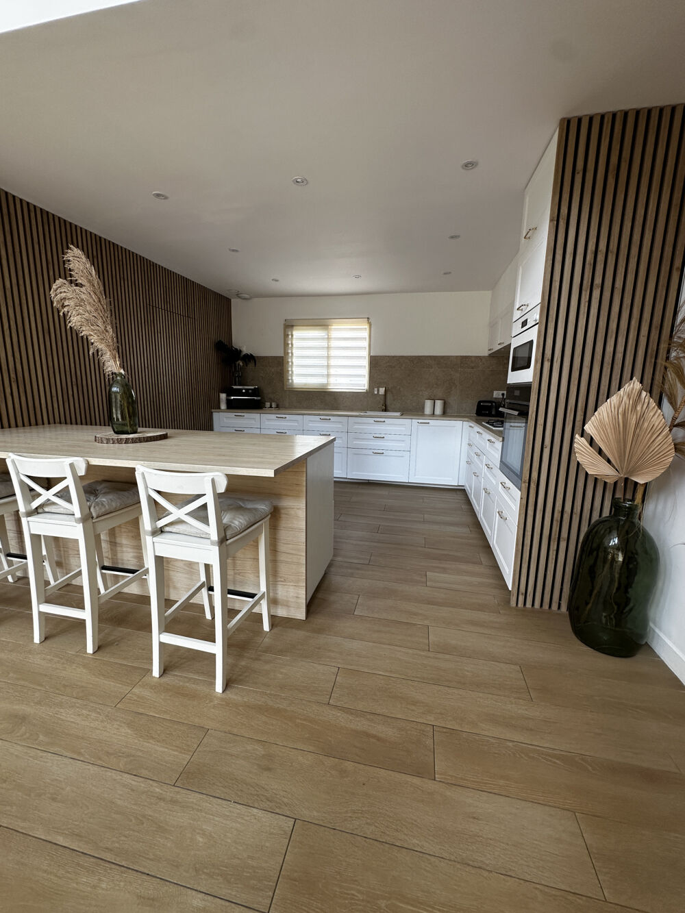 SOUS COMPROMIS- VILLA 150 m2 À ALLAN PISCINE 10 MIN DE MONTÉLIMAR