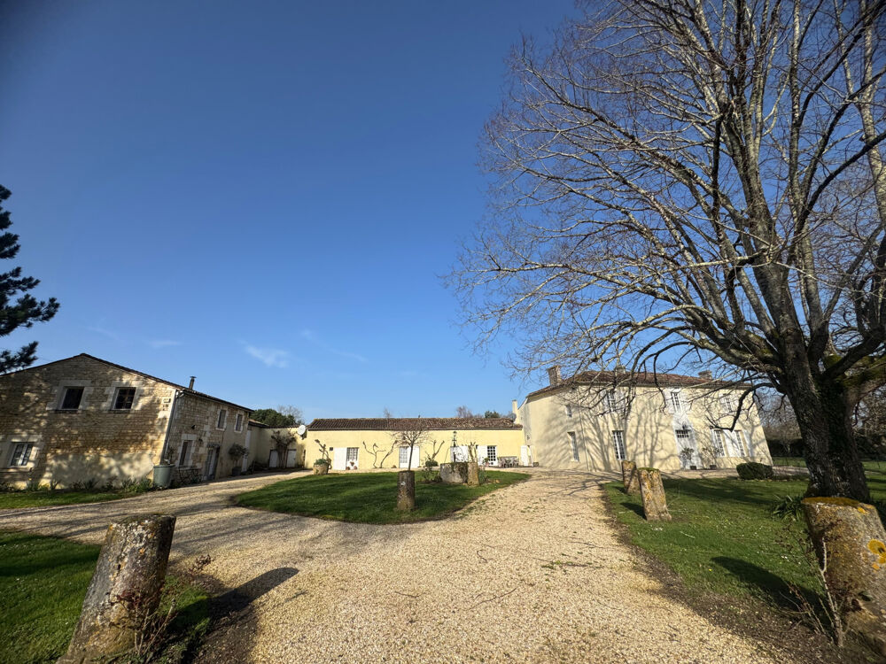 � vendre  Maison Saint-Sigismond-de-Clermont (17240)