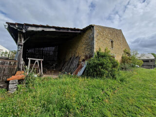 Vente Maison Maison de village 70 m2 plain-pied , 1 chambre et dépendances St martial de mirambeau