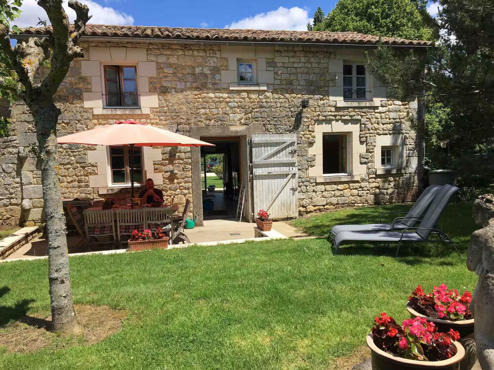 � vendre  Maison Saint-Sigismond-de-Clermont (17240)