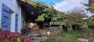 Vente Maison Ensemble immobilier de 164,50 m2 sur un terrain de 719 m2, Saint-Fort-sur-Gironde St fort sur gironde