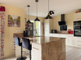  Maison � vendre 6 pi�ces 231 m�