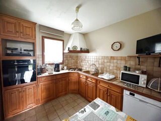 Vente Maison Maison de plain-pied au milieu de son jardin clos avec garage Mortagne sur gironde