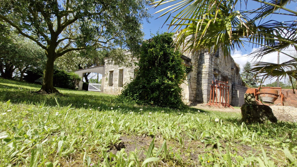 Vente Maison 2 Maisons à rénover entièrement, garage, terrain 1636 m2 Lorignac