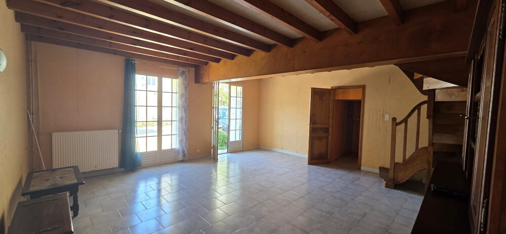 MAISON DE BOURG 118 M2, 3 CHAMBRES, GARAGE