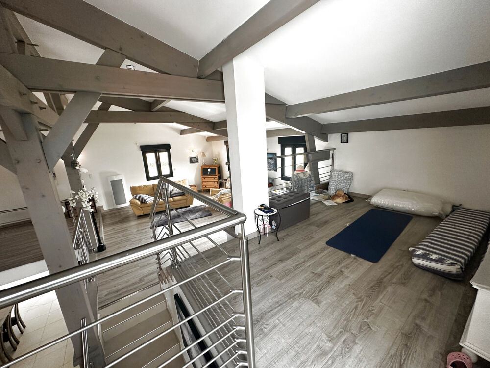 � vendre  Maison Arces (17120)