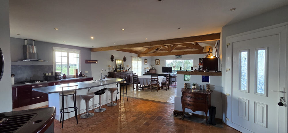 Vente Maison PAVILLON DE PLAIN-PIED, 163 M2, 4 CHAMBRES, GARAGE Meursac