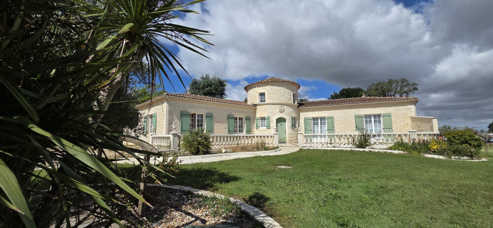 MAISON 197 M2, TERRAIN 3100 M2, GARAGE 71 M2, STUDIO
