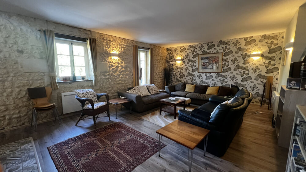 Charentaise de charme rénovée, 5 chambres, gîte, jardin proche Mirambeau