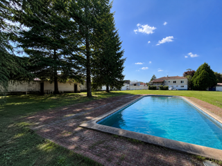  Maison � vendre 9 pi�ces 166 m�
