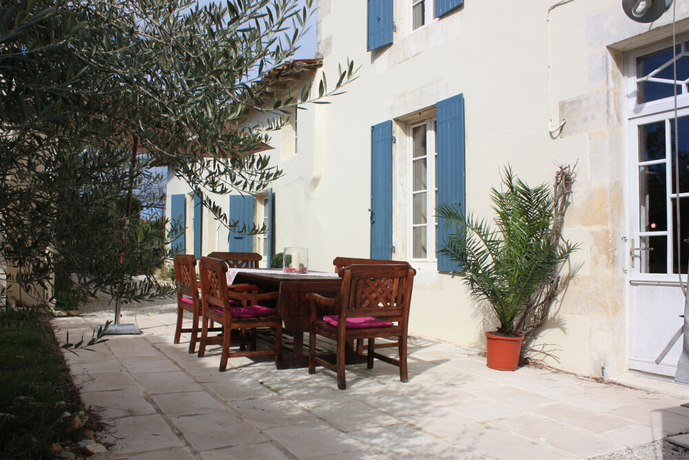 Maison 4 pièces 118 m² · à Mortagne sur Gironde · 118 m² · 280 250 €