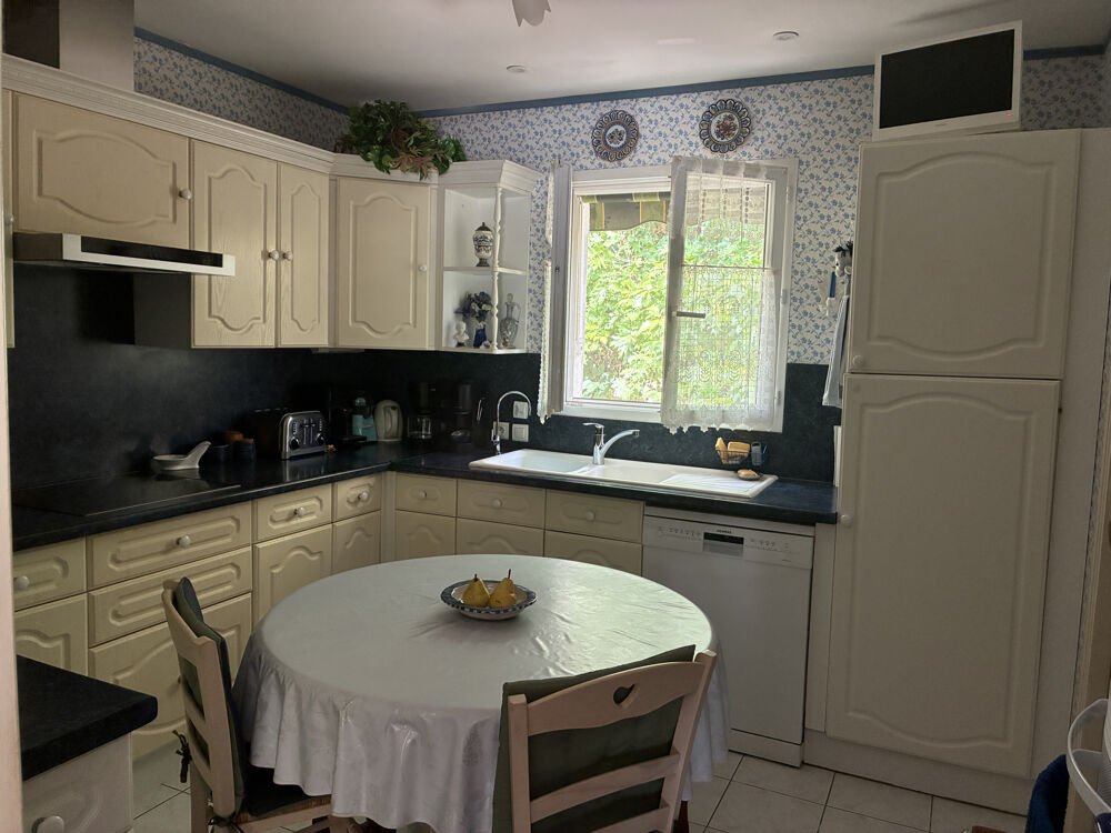 Vente Maison MAISON PLAIN PIED, 3 CHAMBRES,  GARAGES, JARDIN, PISCINE Clam