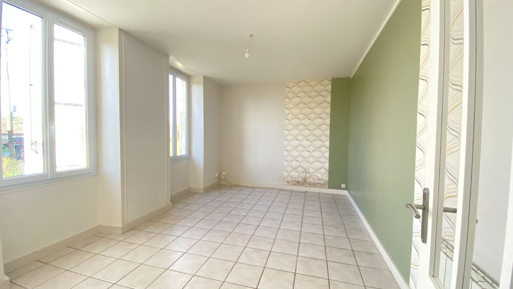Vente Maison Ensemble de 2 maisons charentaises en pierres de taille et moellons proche de l'estuaire Chenac st seurin d uzet