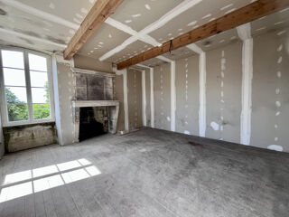  Propriété/château à vendre 5 pièces 197 m² St dizant du gua