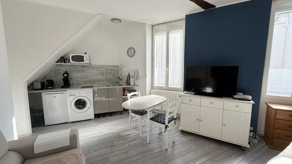 Vente Appartement Joli appartement meublé de 24m2, centre ville proche des Thermes de Saujon Saujon
