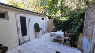 Vente Maison Maison, bourg de Mortagne de 160 m2, 2 ch, atelier et cour Mortagne sur gironde