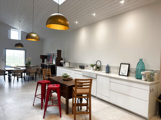 Maison à vendre 9 pièces 384 m²