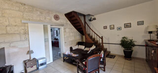 Vente Maison Maison de bourg 91 m2, 2 ch, cour, garage Mortagne sur gironde